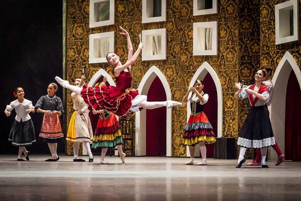 Singapore Culture and Traditions